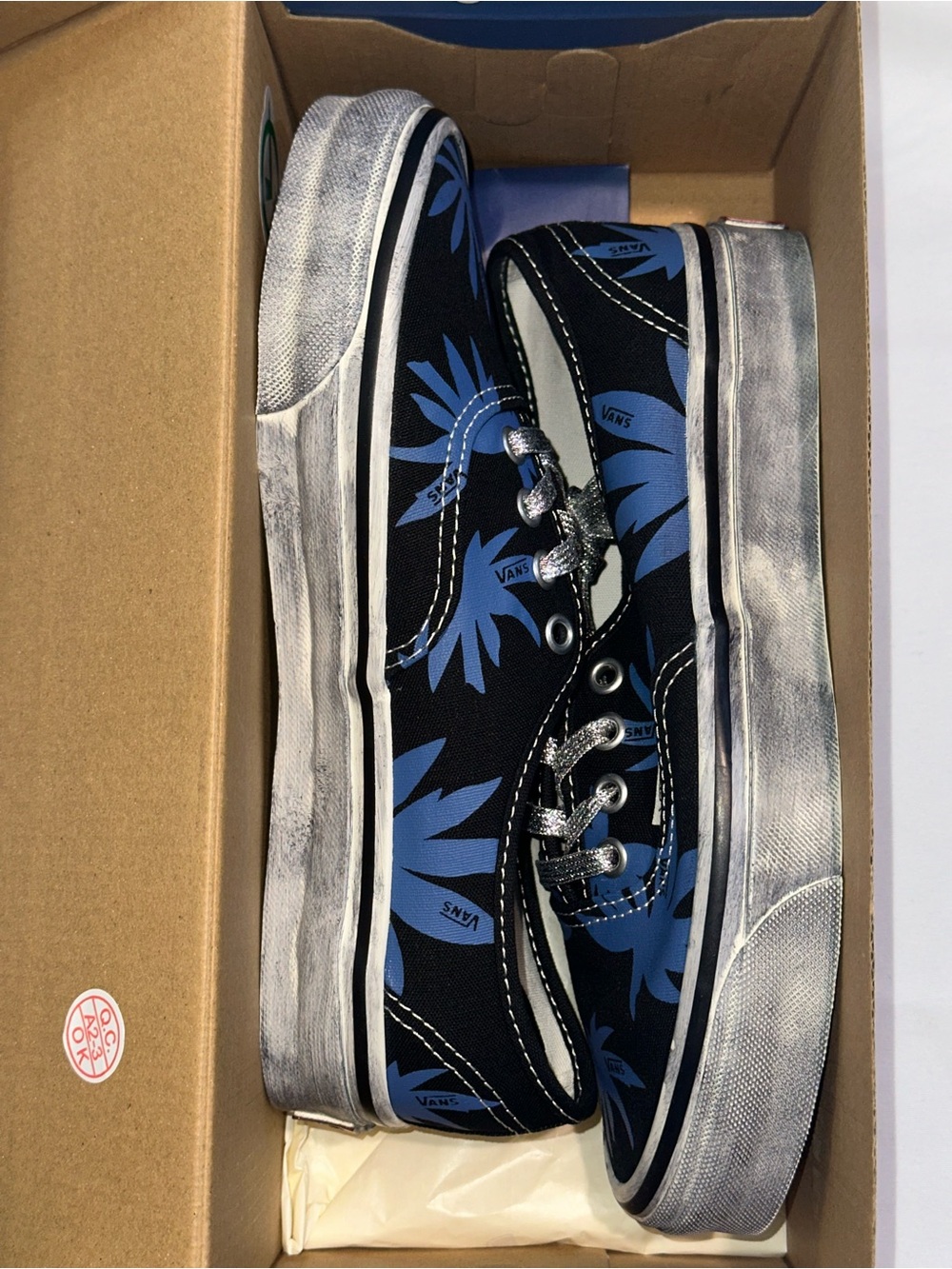Vans Black Canvas Low-Top Sneakers with Blue Palm Print